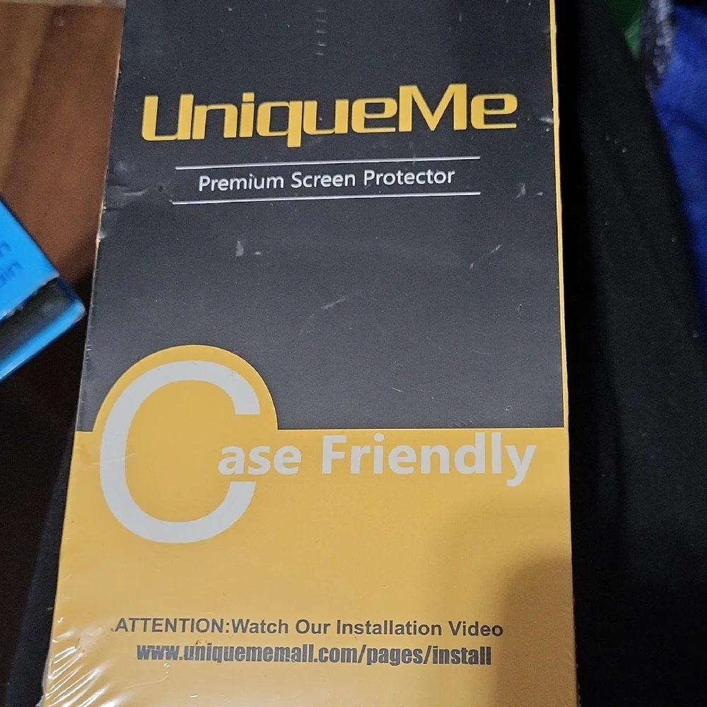 Nique Yellow Premium Screen Protector - Case Friendly